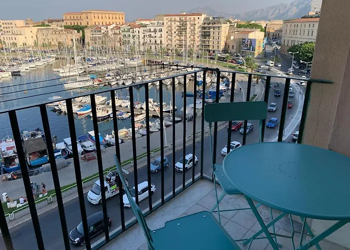 アパート Cala Mare パレルモ